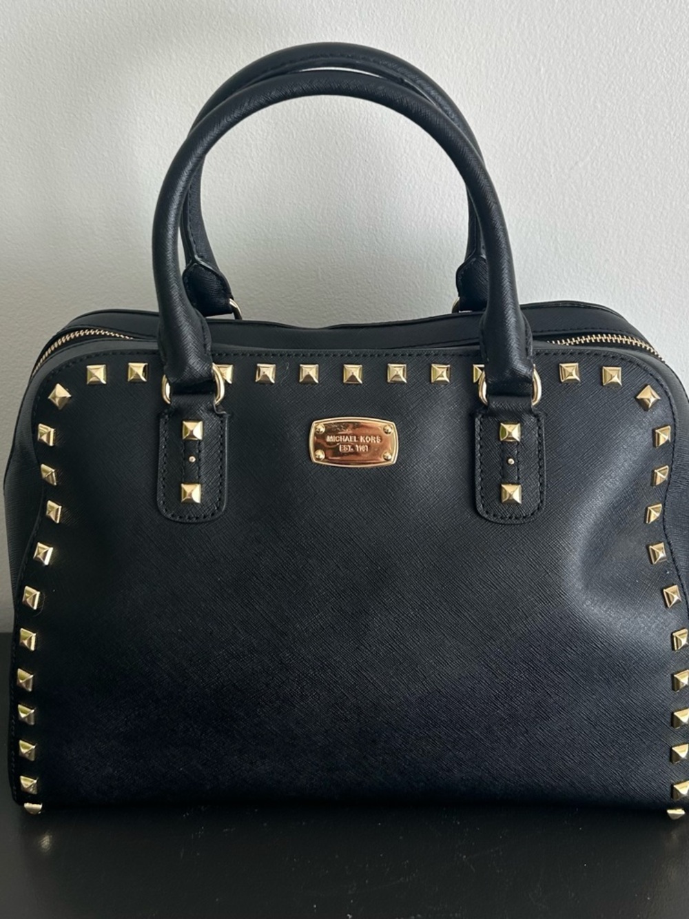 Michael Kors Black leather Satchel Gold Stud structured tote - Picture 4 of 11